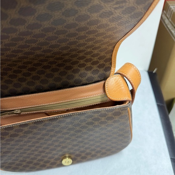 Celine Tan Leather Interior Bag - Picture 13 of 16